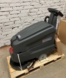 Поломоечная машина Comet CPS 45 BY