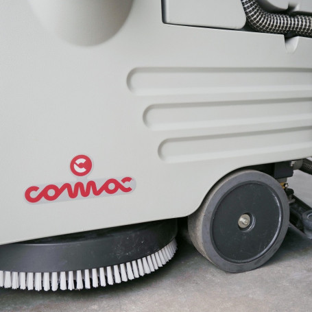Поломоечная машина Comac Innova 22 B (100Ач, Li) (105911/L1)