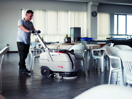 Поломоечная машина Comac Vispa XL