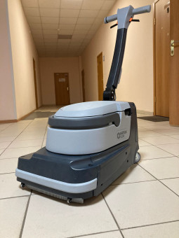 Поломоечная машина Nilfisk SCRUBBER SC250 34C B