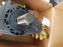 Насос высокого давления IPG E2B2014 (1450 об/мин)