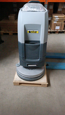 Поломоечная машина STAR SC 5500 BT