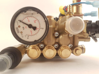 Насос высокого давления Comet LW-K 3527S (1450 об/мин, с регулятором, с датчиками TS)