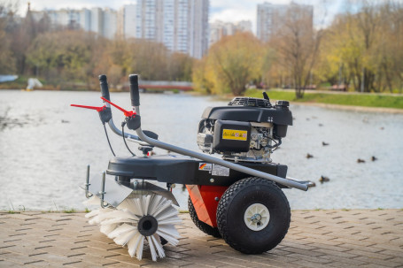 Подметальная машина Limpar 67 Honda