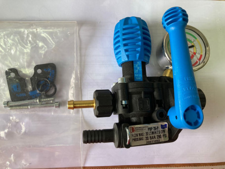 Узел управления Bertolini P.B.P. (20бар, 30л/мин, с манометром)