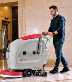 Поломоечная машина Comac Agila 50/50 BT (108Ач Li-Ion)