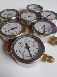 Манометр (250бар, 1/4"внеш, вход сбоку, D50мм, нерж) R+M