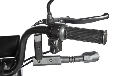 Трицикл электрический Rutrike Экипаж (белый)