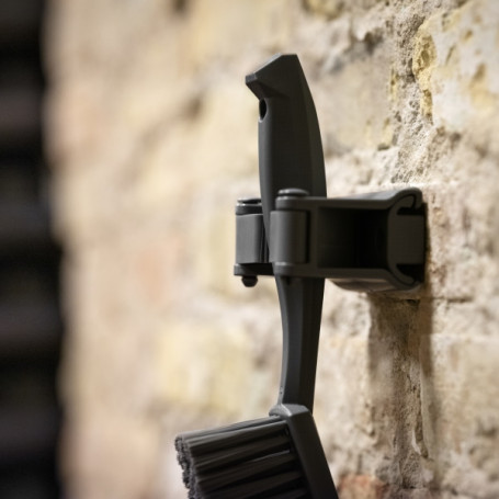 Гигиеничное настенное крепление Vikan (83мм, черный)