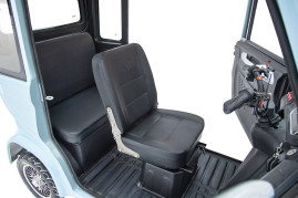 Трицикл электрический Rutrike Бокс (синий)