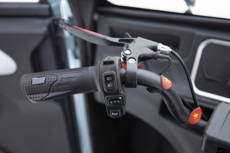 Трицикл электрический Rutrike Бокс (синий)