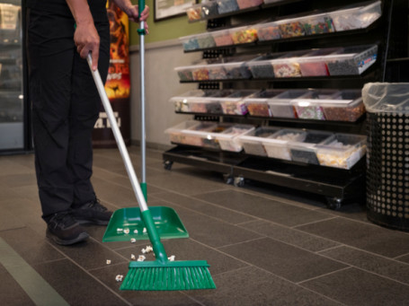 Комплект Vikan щетка с совком (330мм, зеленый)