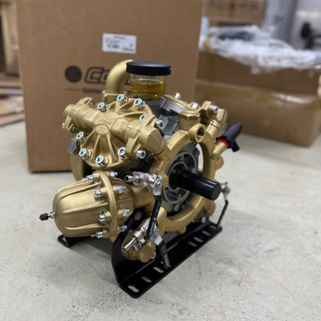 Мембранный насос Comet IDS 1701 (50 бар, 161 л/мин, ВОМ 1"⅜, гидроаккум) (30037-00009 (6119001100))