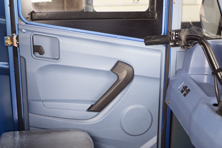 Трицикл электрический Rutrike КАРГО Кабина Универсал 1500 (серый)