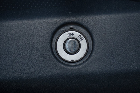 Трицикл электрический Rutrike КАРГО Кабина Универсал 1500 (темно-синий)