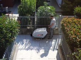 Подметальная машина Comac CS 500 BT