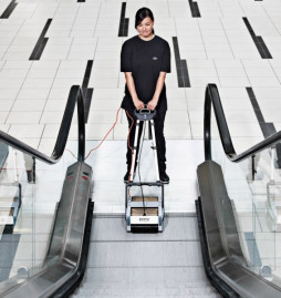 Поломоечная машина Nilfisk CA 330 Escalator