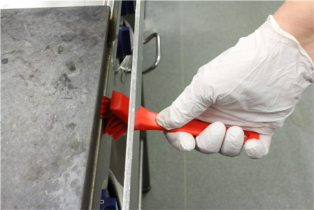 Щетка для чистки деталей Vikan (150мм, красный)