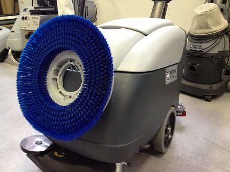 Поломоечная машина Nilfisk SC400 43E