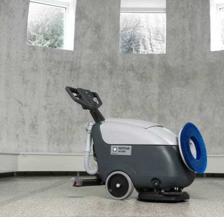 Поломоечная машина Nilfisk SC400 43B Complete