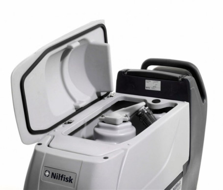 Поломоечная машина Nilfisk CA 451