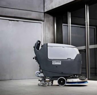 Поломоечная машина Nilfisk CA 451