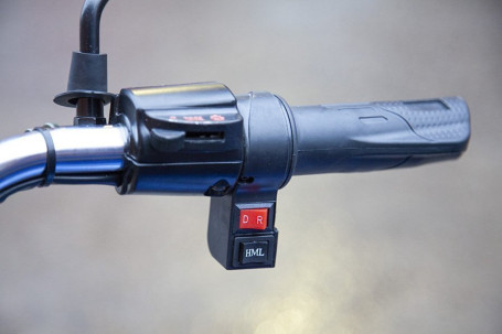 Трицикл электрический Rutrike Вояж К 1300 (серый)