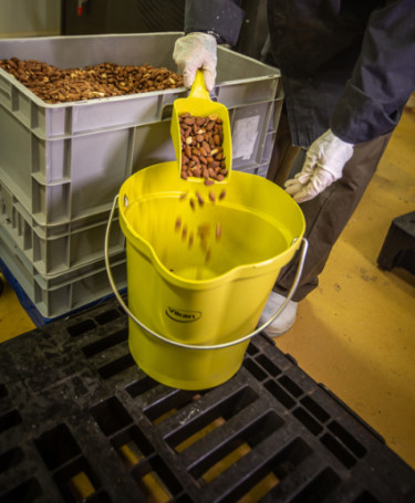 Ведро Vikan (12л, м/детект, желтый)