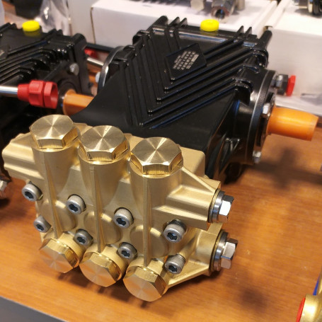 Насос высокого давления TITAN FCL5020 (200бар, 50л/мин)