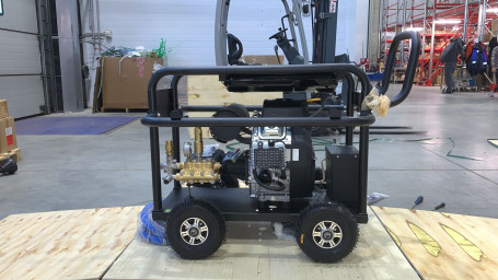 Мойка высокого давления бензиновая TOR BXV1650 (500бар, 16л/мин)